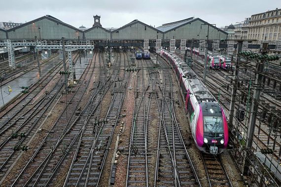 Un train du réseau de la SNCF fait par Bombardier.