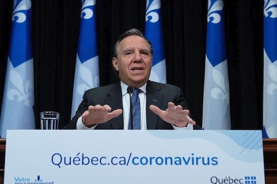 François Legault lors d'un point de presse