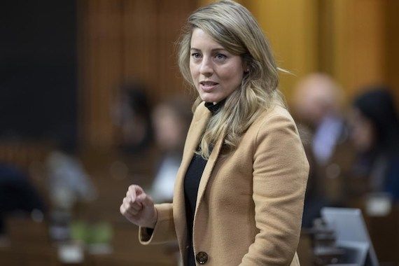 Mélanie Joly