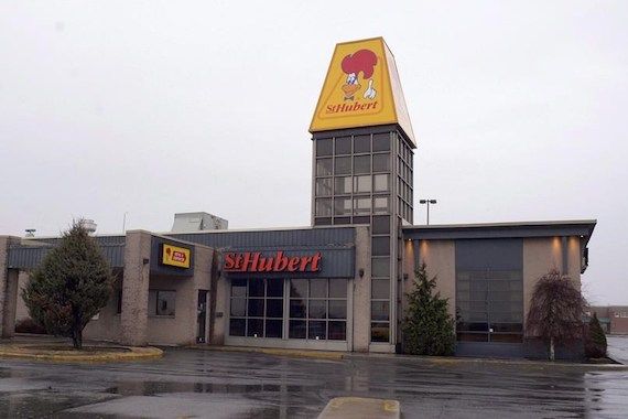 Un restaurant St-Hubert