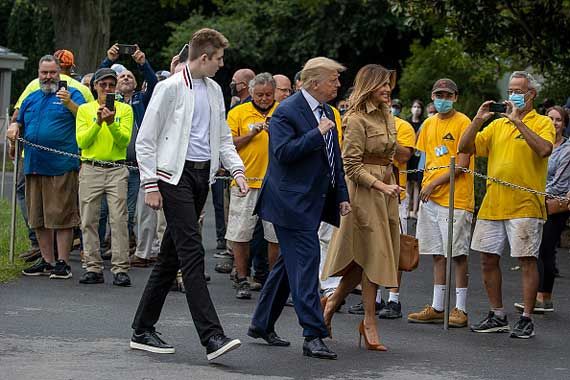 Barron Trump, Donald Trump et Melania Trump.