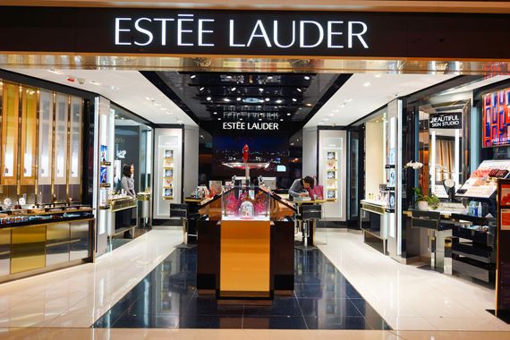 Une boutique de Estée Lauder