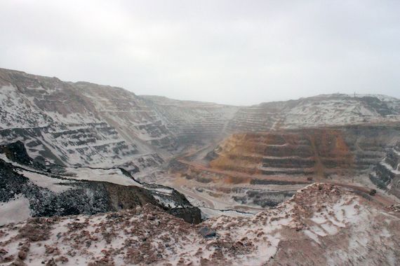 Une mine à ciel ouvert