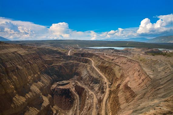 Une mine à ciel ouvert