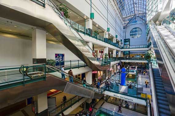 Le Centre Eaton, à Montréal.