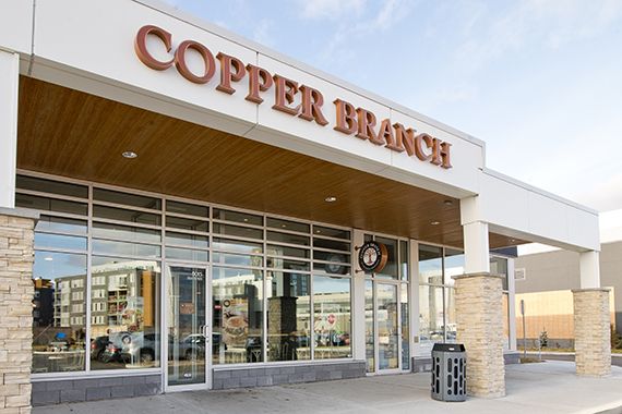 Devanture d'un magasin Copper Branch