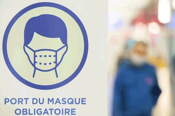 Une pancarte «port du masque obligatoire»